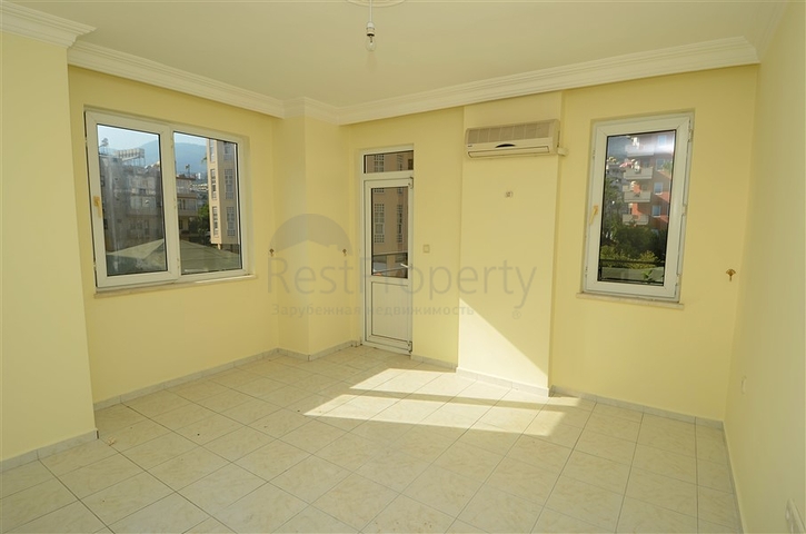 شقة بثلاث غرف ضمن مجمع سكني في مركز مدينة ألانيا