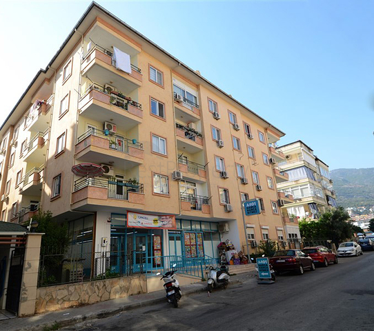 شقة بثلاث غرف ضمن مجمع سكني في مركز مدينة ألانيا