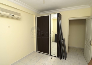 شقة بثلاث غرف ضمن مجمع سكني في مركز مدينة ألانيا