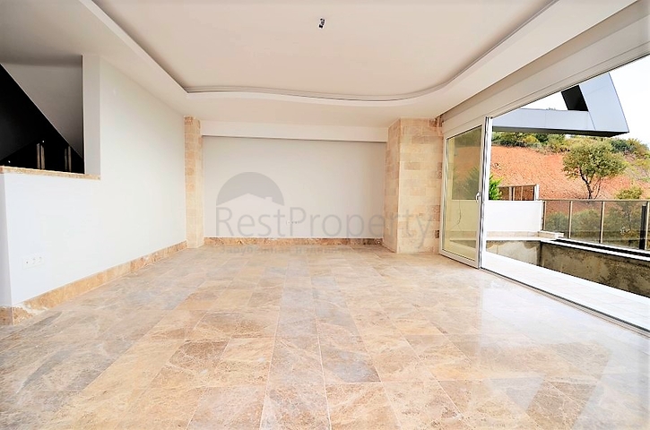 فيلا جديدة باطلالة بحر ساحرة في الانيا - كارجي جاك 