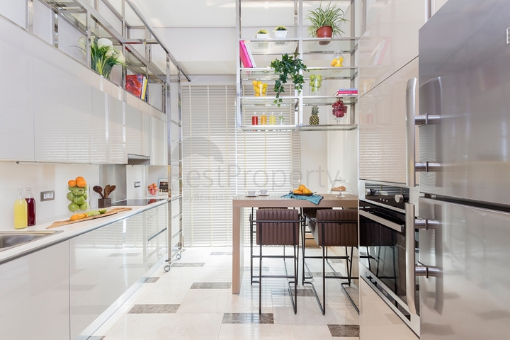 موقع مميز - تصاميم حديثة - شقق فاخرة للبيع في منطقة سارير / اسطنبول 