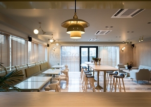 موقع مميز - تصاميم حديثة - شقق فاخرة للبيع في منطقة سارير / اسطنبول 