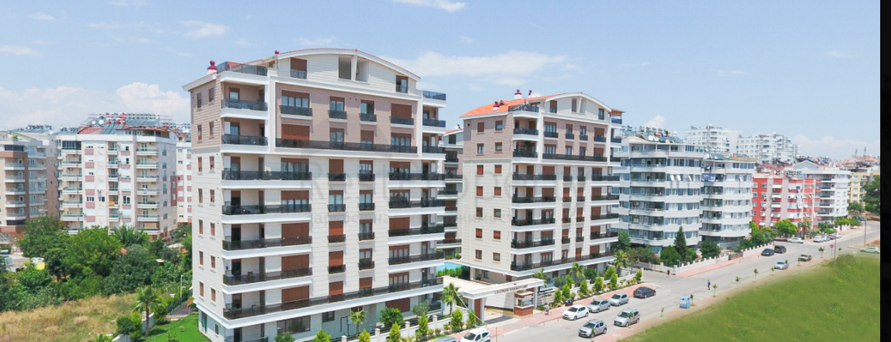 شقق فسيحة 4 + 1 في اونجالي كونيالتي انطاليا