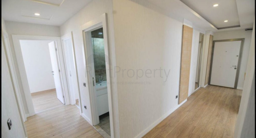 شقق فسيحة 4 + 1 في اونجالي كونيالتي انطاليا