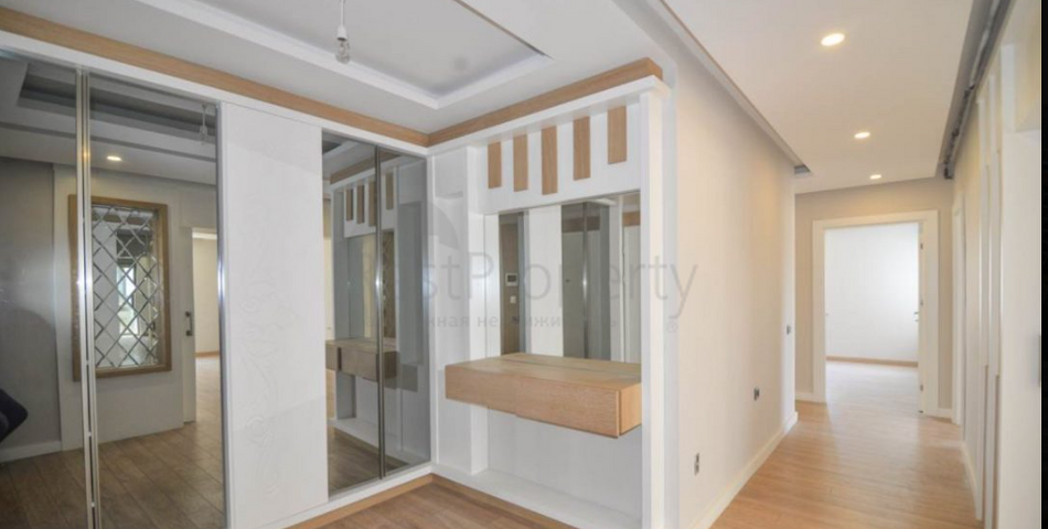 شقق فسيحة 4 + 1 في اونجالي كونيالتي انطاليا