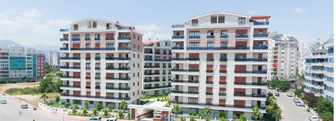 شقق فسيحة 4 + 1 في اونجالي كونيالتي انطاليا