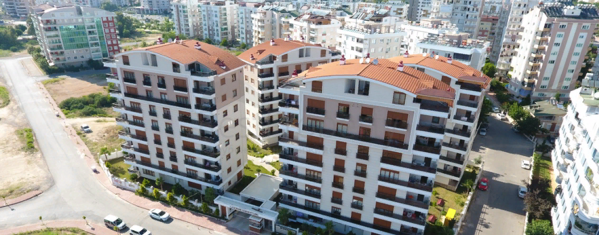 شقق فسيحة 4 + 1 في اونجالي كونيالتي انطاليا