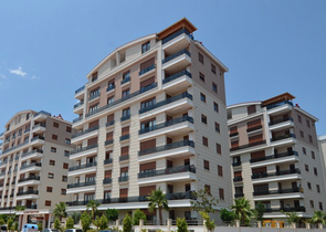 شقق فسيحة 4 + 1 في اونجالي كونيالتي انطاليا