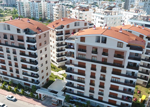 شقق فسيحة 4 + 1 في اونجالي كونيالتي انطاليا