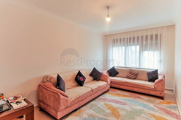 شقة ثلاث غرف وصالة - مطبخ منفصل - قريبة من شاطئ البحر في كاستل / الانيا 