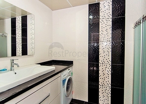 شقة ثلاث غرف وصالة - مطبخ منفصل - قريبة من شاطئ البحر في كاستل / الانيا 