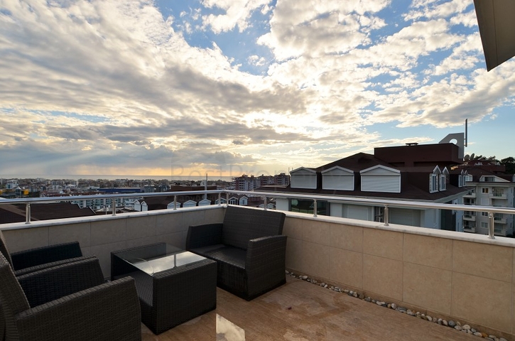 دوبلكس فاخرة ضمن مجمع سكني عائلي في جيكجلي / الانيا 