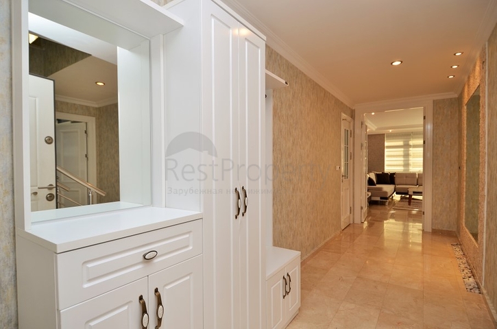 دوبلكس فاخرة ضمن مجمع سكني عائلي في جيكجلي / الانيا 