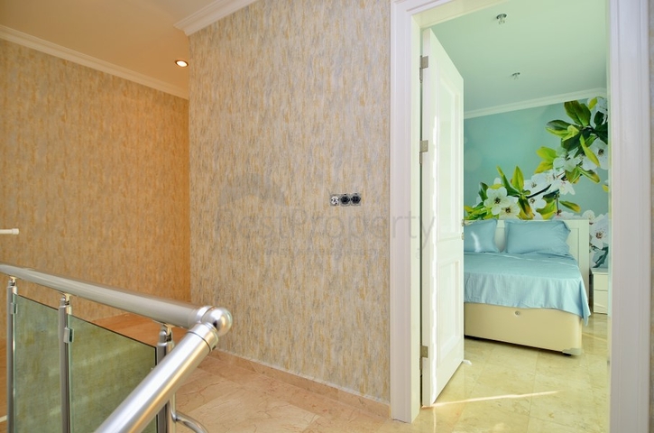 دوبلكس فاخرة ضمن مجمع سكني عائلي في جيكجلي / الانيا 