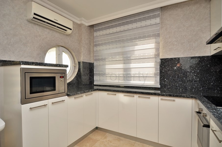 دوبلكس فاخرة ضمن مجمع سكني عائلي في جيكجلي / الانيا 