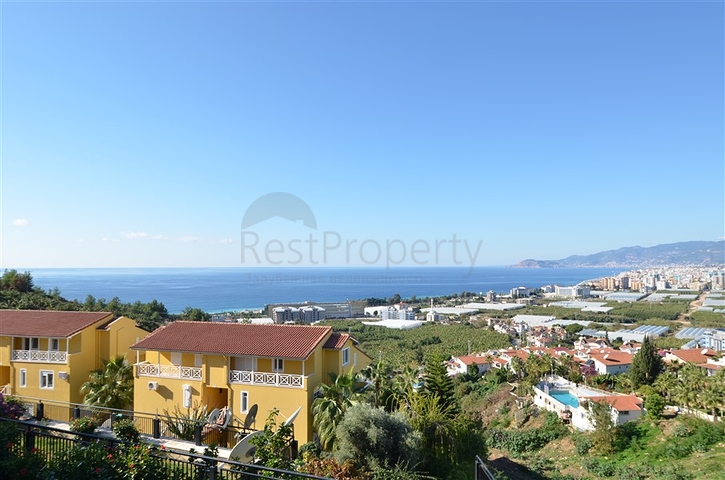 اطلالة بحر - دوبلكس مؤثثة - 3 غرف وصالة - سعر مناسب - كارجي جاك / الانيا 