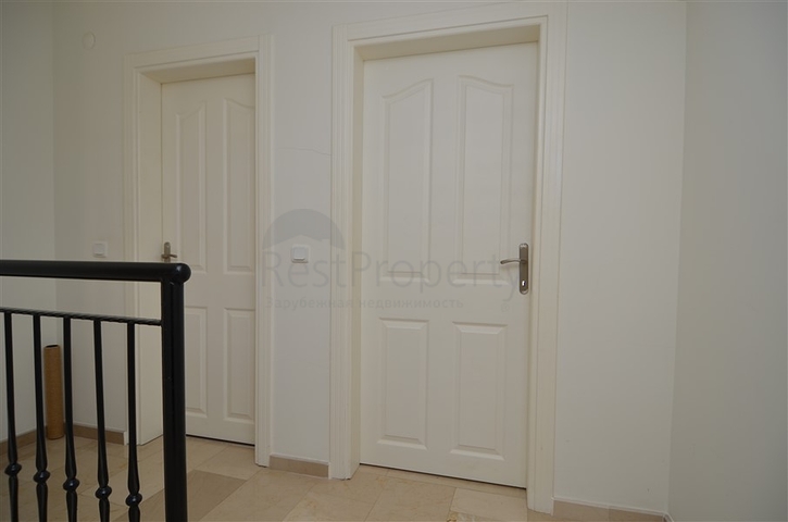 اطلالة بحر - دوبلكس مؤثثة - 3 غرف وصالة - سعر مناسب - كارجي جاك / الانيا 