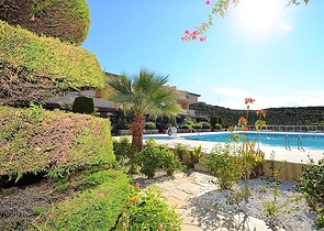 اطلالة بحر - دوبلكس مؤثثة - 3 غرف وصالة - سعر مناسب - كارجي جاك / الانيا 