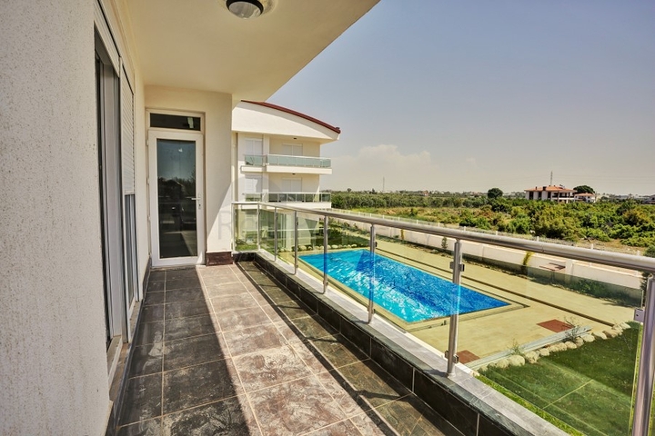 شقق جاهزة 2 + 1 في مجمع في دوشيميتي أنطاليا