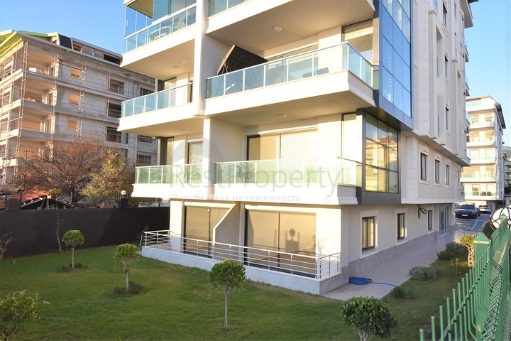 شقق متنوعة باطلالة بحرية ساحرة ضمن مجمع حديث في كاستل / الانيا 