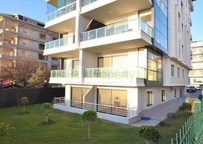 شقق متنوعة باطلالة بحرية ساحرة ضمن مجمع حديث في كاستل / الانيا 