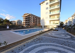 شقق متنوعة باطلالة بحرية ساحرة ضمن مجمع حديث في كاستل / الانيا 