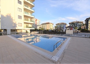 شقق متنوعة باطلالة بحرية ساحرة ضمن مجمع حديث في كاستل / الانيا 