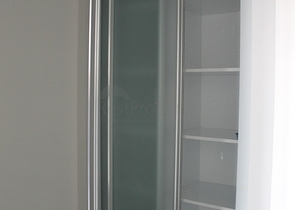 اطلالة بحر وقلعة - شقة عائلية - في مركز الانيا 