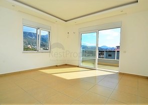 دوبلكس عائلية واسعة في مهموتلار / الانيا 