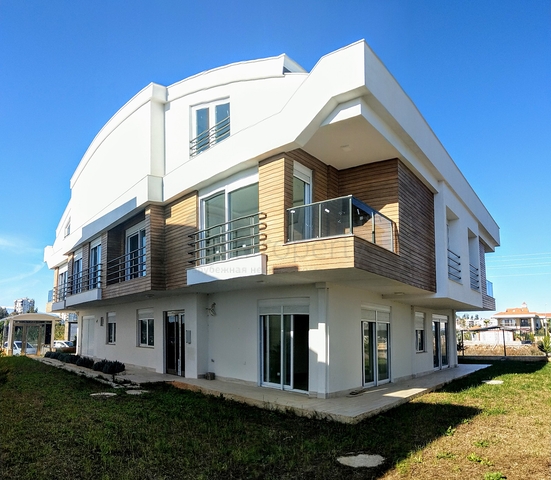 شقق 1 + 1 و 2 + 1 في كوندو ، لارا أنطاليا