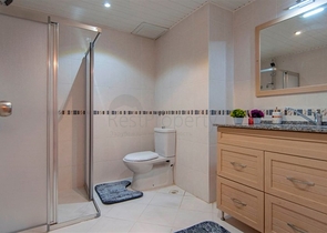 بسعر منافس - شقة غرفتين وصالة مفروشة في منطقة توسمور / الانيا 