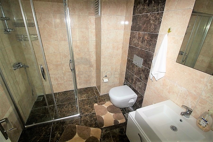 دوبلكس ثلاث غرف وصالة ضمن مجمع سكني حديث في كاستل / الانيا 