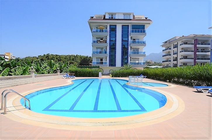 دوبلكس ثلاث غرف وصالة ضمن مجمع سكني حديث في كاستل / الانيا 