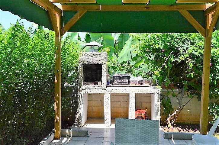 دوبلكس ثلاث غرف وصالة ضمن مجمع سكني حديث في كاستل / الانيا 