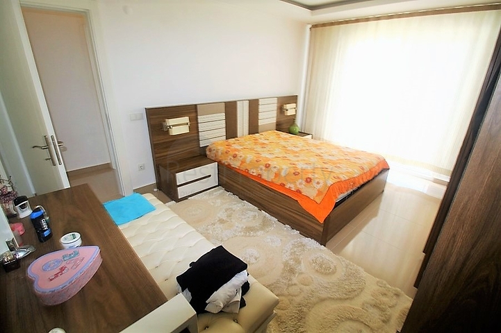 دوبلكس ثلاث غرف وصالة ضمن مجمع سكني حديث في كاستل / الانيا 