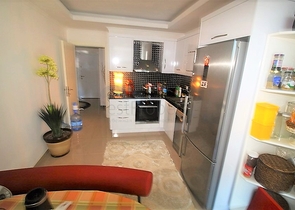 دوبلكس ثلاث غرف وصالة ضمن مجمع سكني حديث في كاستل / الانيا 