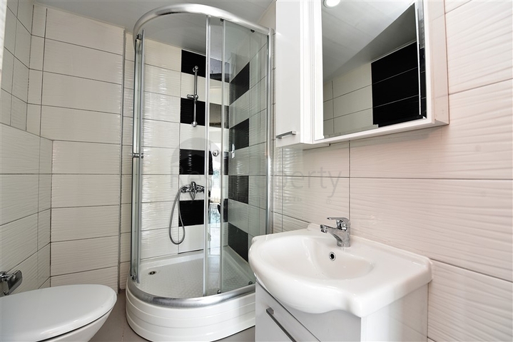 دوبلكس فاخرة - تراس واسع باطلالة بحر - ضمن مجمع سكني في مهموتلار / الانيا 