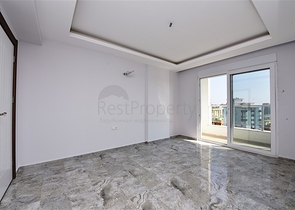 دوبلكس فاخرة - تراس واسع باطلالة بحر - ضمن مجمع سكني في مهموتلار / الانيا 