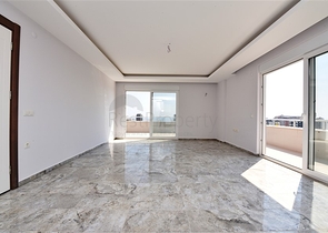 دوبلكس فاخرة - تراس واسع باطلالة بحر - ضمن مجمع سكني في مهموتلار / الانيا 