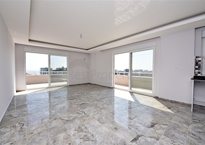 دوبلكس فاخرة - تراس واسع باطلالة بحر - ضمن مجمع سكني في مهموتلار / الانيا 