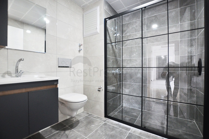 شقق بتصاميم متنوعة -بناء سكني قريب من البحر - مهموتلار / الانيا  