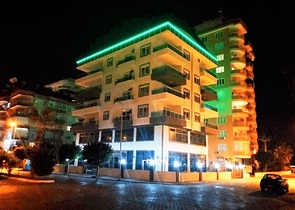 شقق بتصاميم متنوعة -بناء سكني قريب من البحر - مهموتلار / الانيا  