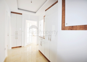 شقق بتصاميم متنوعة -بناء سكني قريب من البحر - مهموتلار / الانيا  