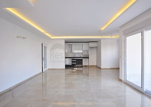 شقق بتصاميم متنوعة -بناء سكني قريب من البحر - مهموتلار / الانيا  