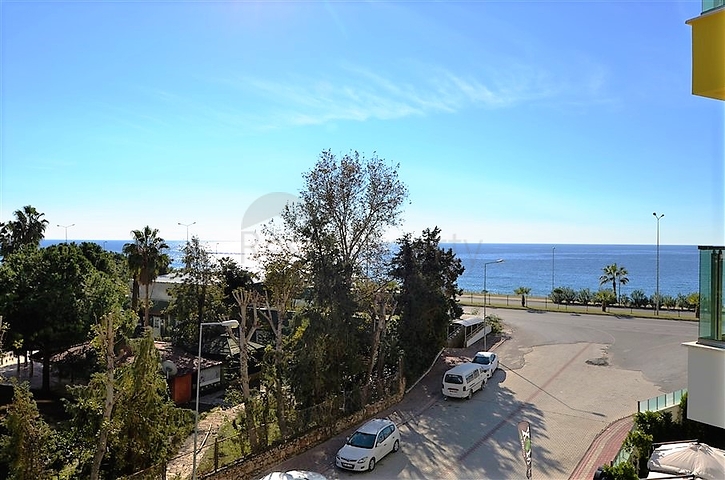 اطلالة مباشرة على البحر - شقة غرفة وصالة - مجمع فاخر - مهموتلار / الانيا 