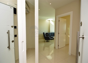 اطلالة مباشرة على البحر - شقة غرفة وصالة - مجمع فاخر - مهموتلار / الانيا 