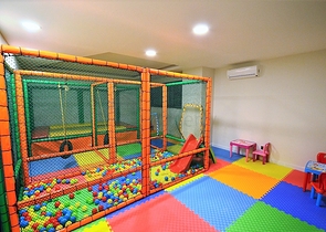 اطلالة مباشرة على البحر - شقة غرفة وصالة - مجمع فاخر - مهموتلار / الانيا 