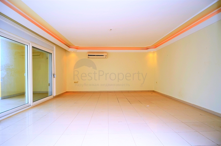 اطلالة ساحرة - شقة عائلية واسعة - ضمن مجمع سكني في الانيا - مهموتلار 