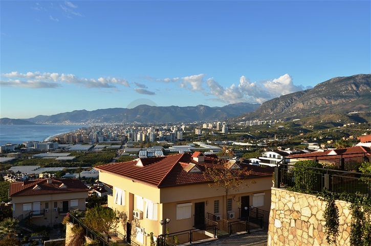 اطلالة بحر - منطقة جبلية هادئة -دوبلكس 3 غرف وصالة - كارجي جاك / الانيا 