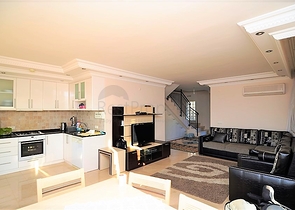 اطلالة بحر - منطقة جبلية هادئة -دوبلكس 3 غرف وصالة - كارجي جاك / الانيا 